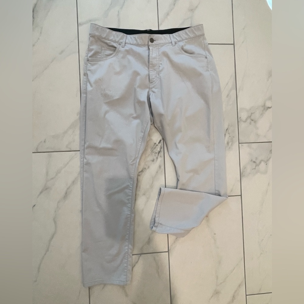 Men’s Nike White golf pants